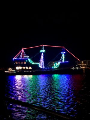 a boat that is lit up at night